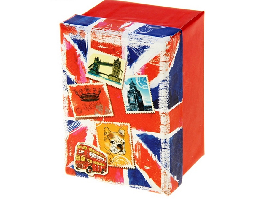 Переведи на английский коробка. Подарки с английской тематикой. Коробка английский флаг. Подарок на английском. Волшебная английская коробка.